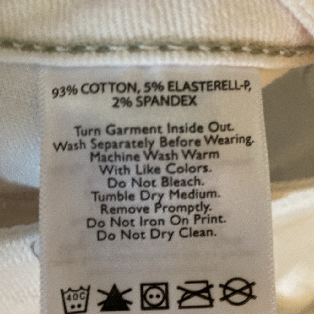 Eddie Bauer white stretch jeans - Picture 5 of 7